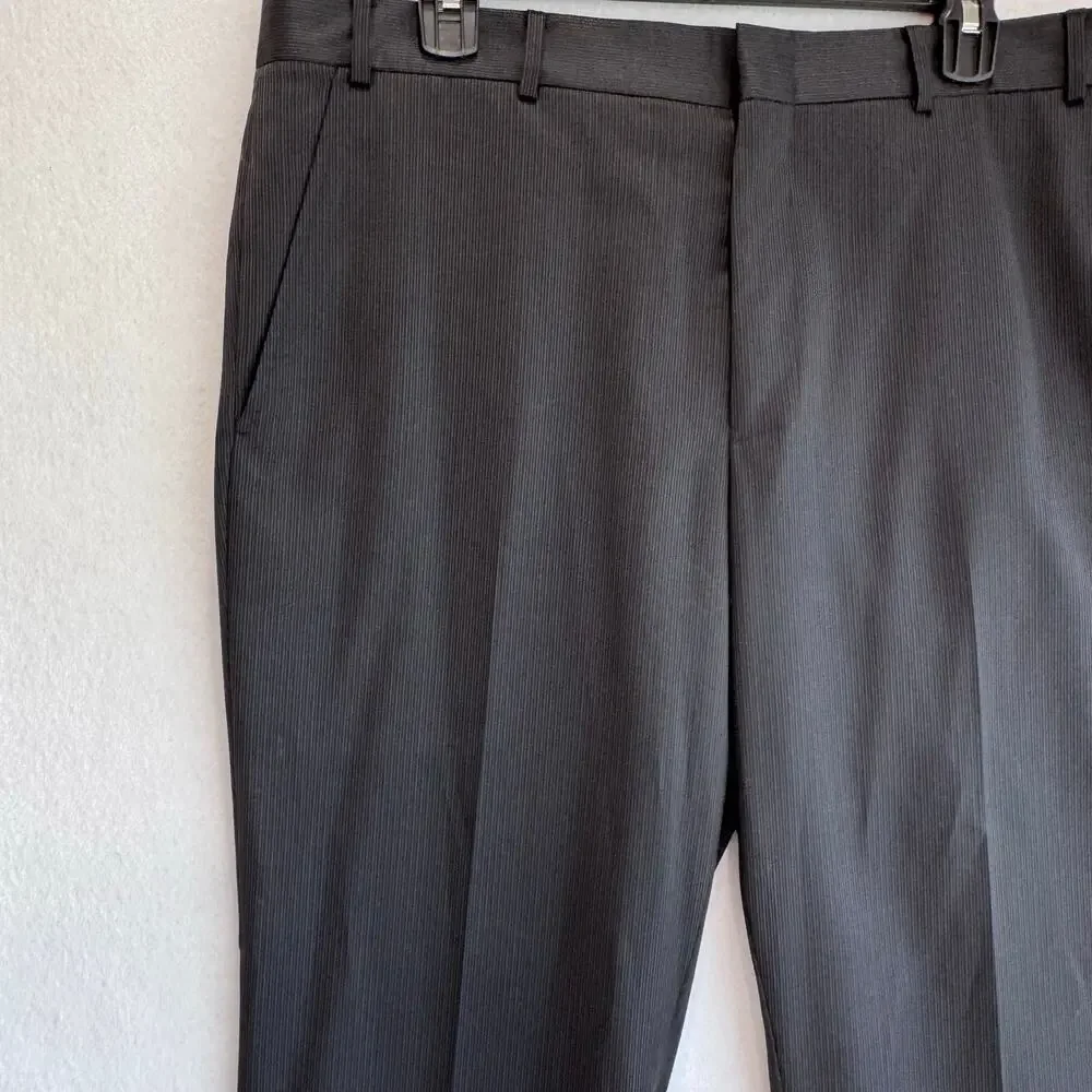 Kenneth Cole 100% Wool Black 2-Piece Suit 40L Blazer 33W Pants Classic Fit